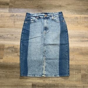 Gap Jean Two Tone Denim Midi Skirt Women’s Size 6